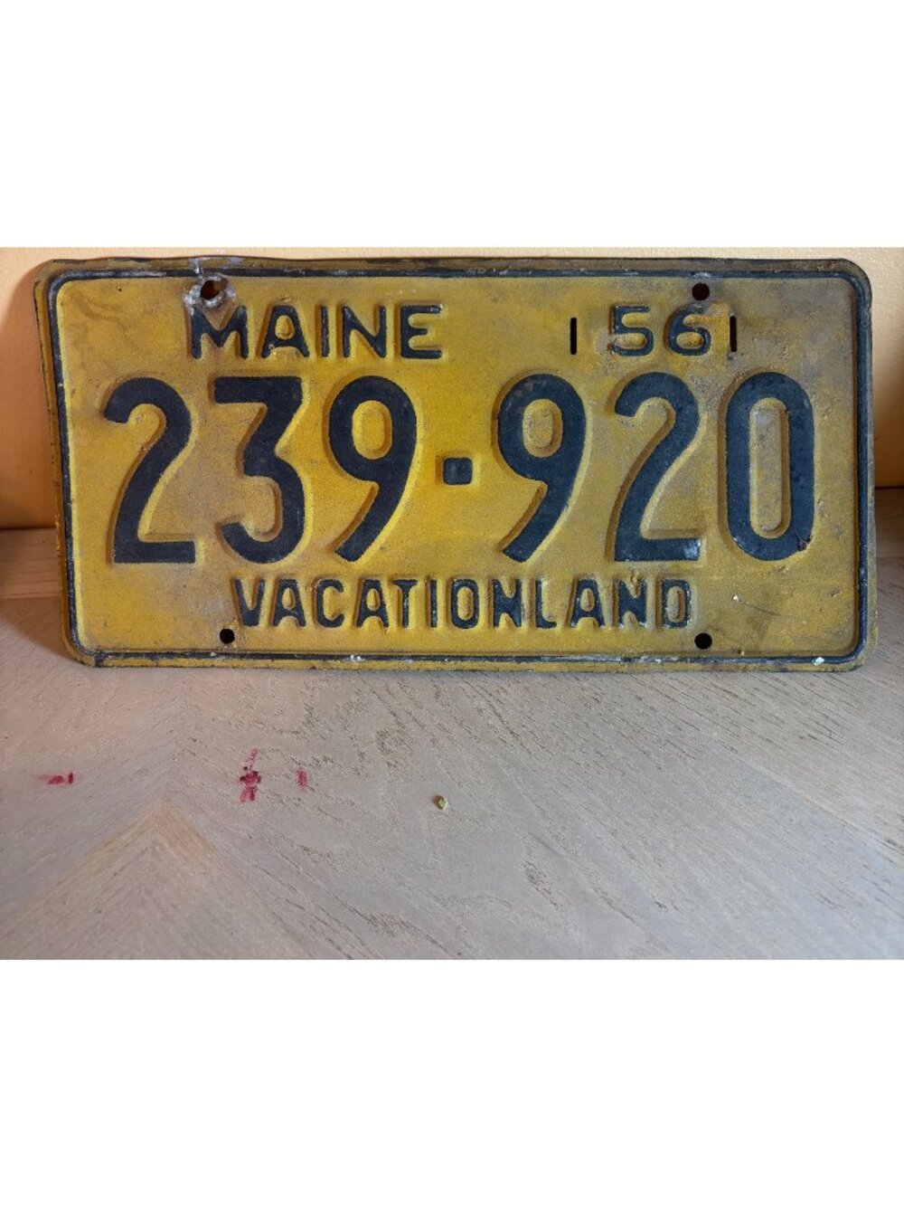 Vintage 1956 Maine License Plate "Vacationland" 239-920 With Yellow & Black Desi